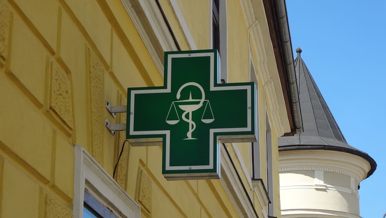 Las farmacias españolas son básicas en nuestra economía