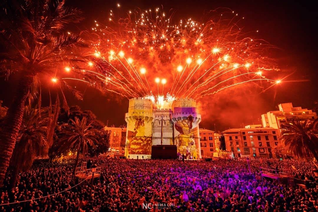 Tradiciones valencianas: fiestas, gastronomía y cultura